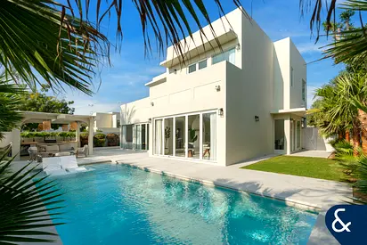 Fully upgraded 5 bedroom | Villa in Saheel
